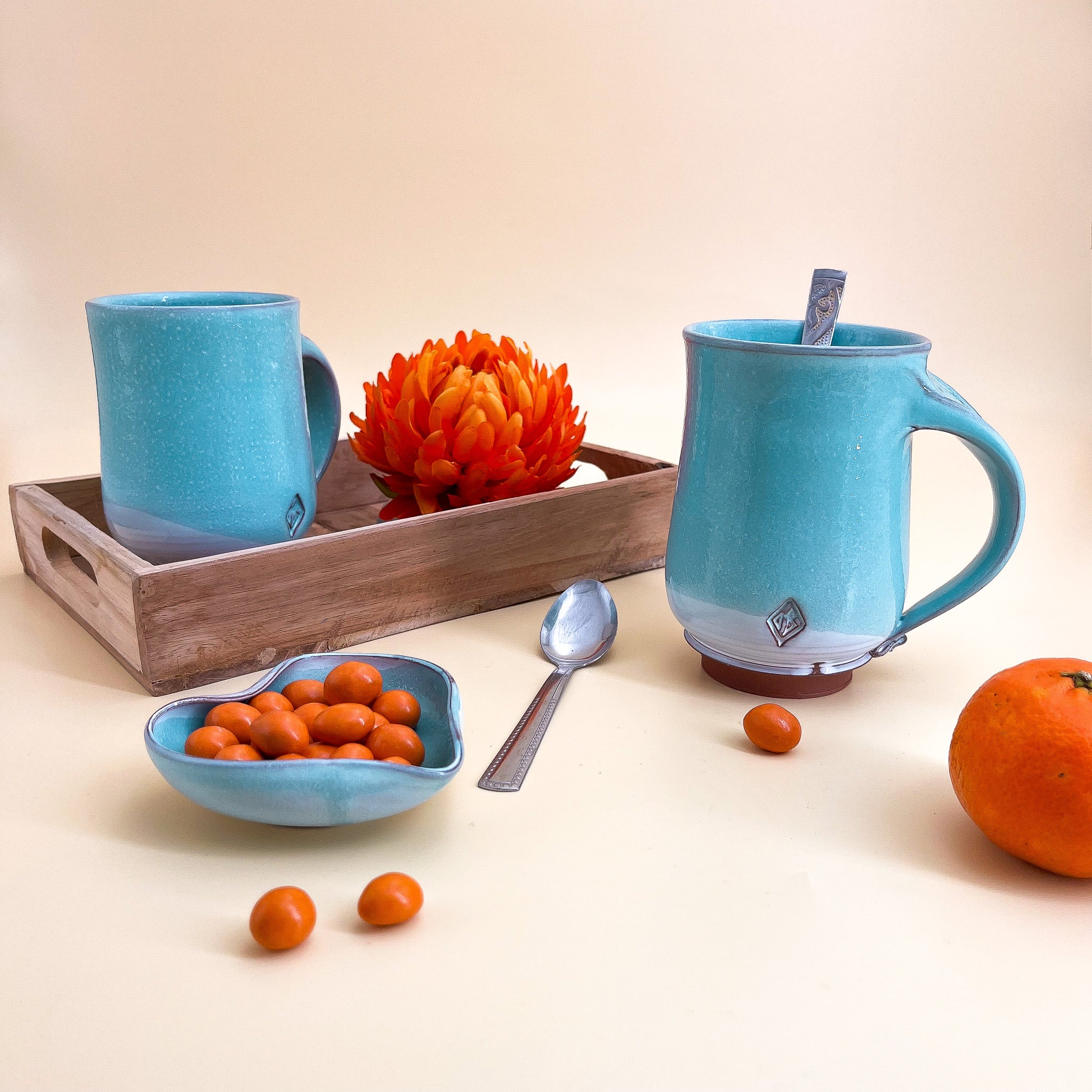 Duo de mugs et une coupelle cœur Nuage